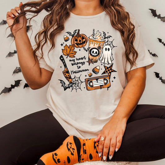 My Heart Belongs to Halloween (black)
